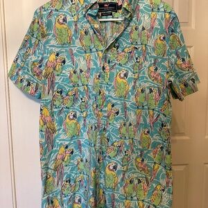 Vineyard Vines NWOT Size YXL Button Down